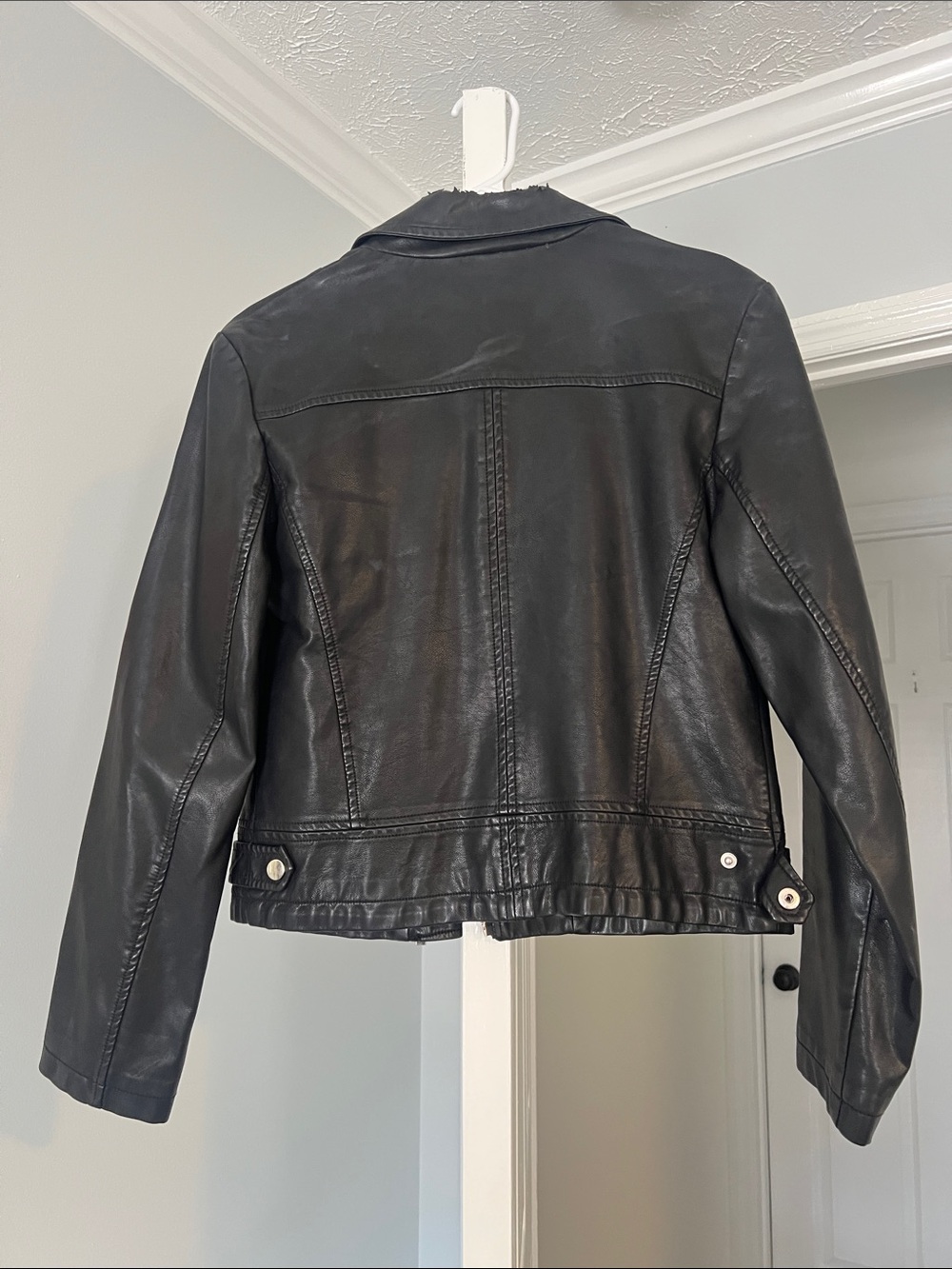 Tanming Classic Black Faux Leather Moto Jacket - Women's